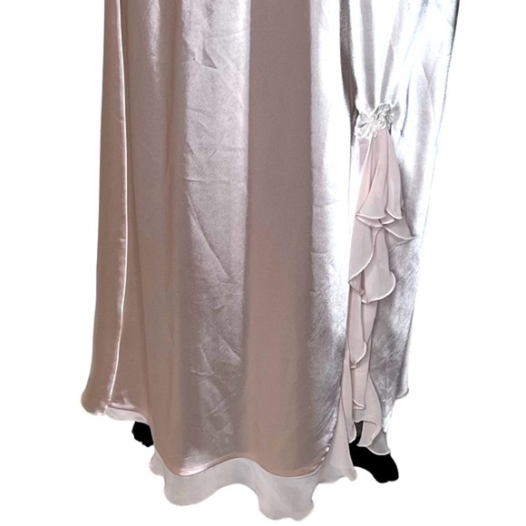 VTG Expressions Lace Embellished Side Slit Full Length Night Gown Blush Pink Med - Picture 6 of 14